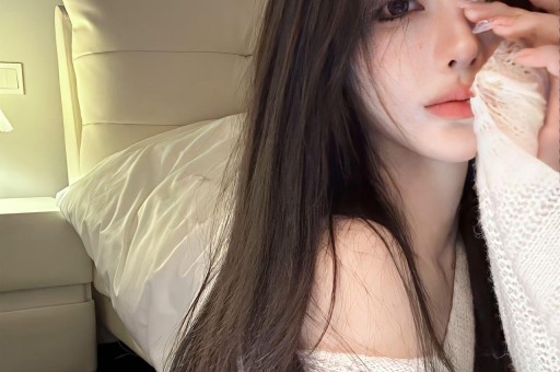 震惊！卢昱晓因片场不当行为塌房网友热议职业素养问题