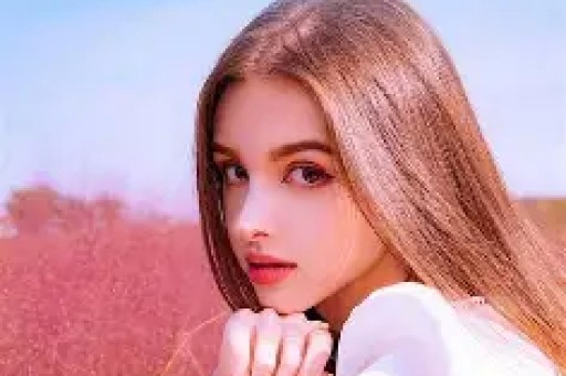 内娱1天4大瓜！顶流恋情、深夜泡酒吧、全身整容一个比一个离谱