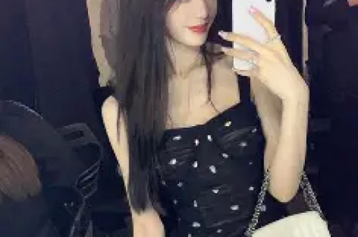 大批明星集体翻车董宇辉遭遇网友：这一次狼真的来了